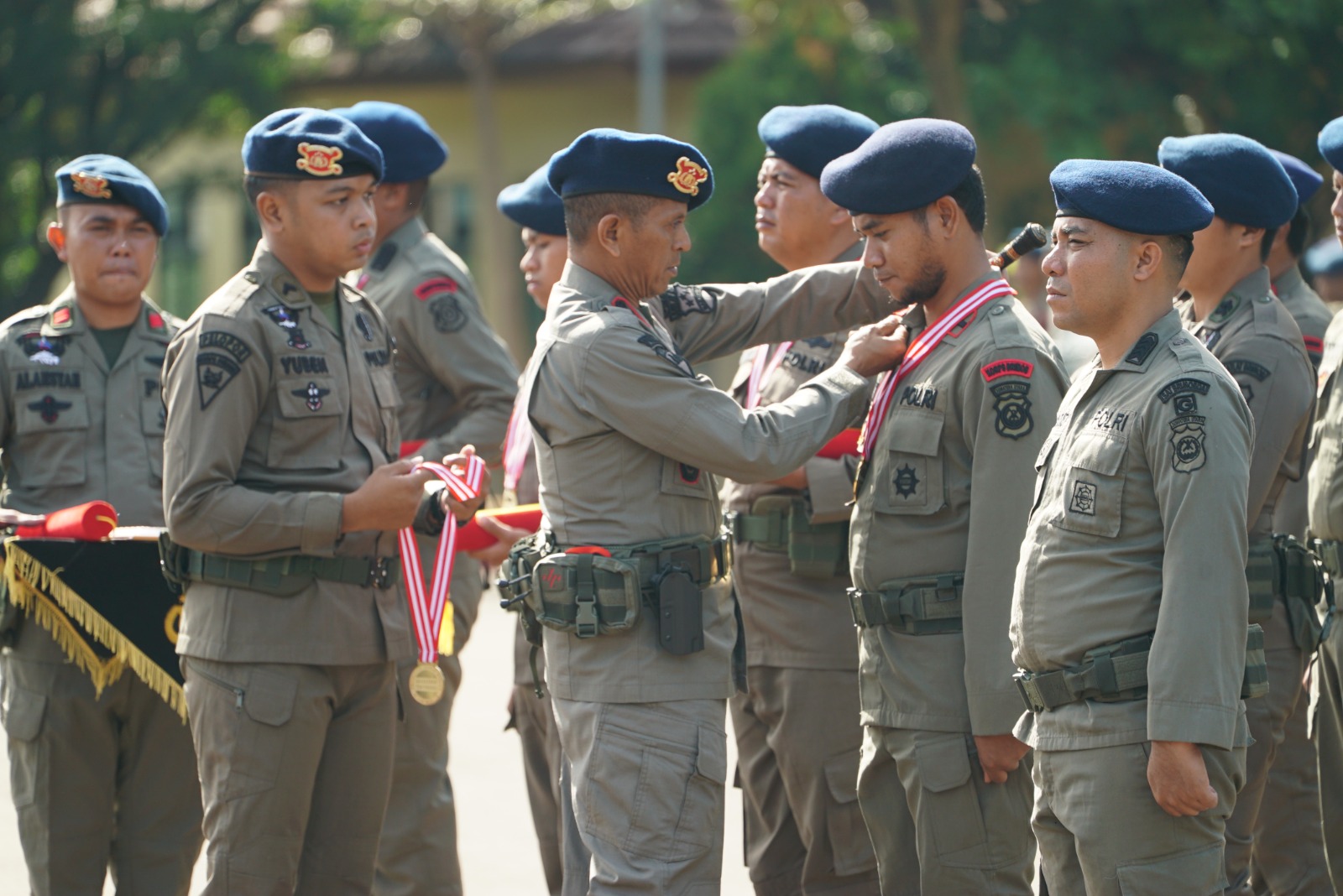 Brimob Sumut Torehkan Keberhasilan! Raih Juara Umum dan Unit Terbaik dalam Dikbangspes Combat Intelijen Korbrimob Polri