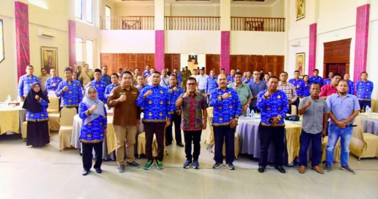 Bupati Tapanuli Tengah : Perkebunan Kelapa Sawit Wajib Terapkan Skema Plasma 20 Persen Tahun 2026 Bupati Tapanuli Tengah : Perkebunan Kelapa Sawit Wajib Terapkan Skema Plasma 20 Persen Tahun 2026