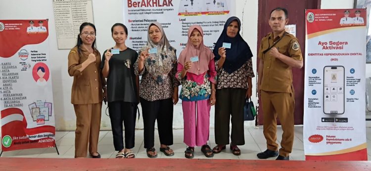 Pemkab Tapteng Launching Pelayanan Adminduk Melalui Inovasi Pelayanan "Tapteng Ceria-Sahata Saoloan" di Kecamatan Sorkam dan Manduamas Pemkab Tapteng Launching Pelayanan Adminduk Melalui Inovasi Pelayanan "Tapteng Ceria-Sahata Saoloan" di Kecamatan Sorkam dan Manduamas