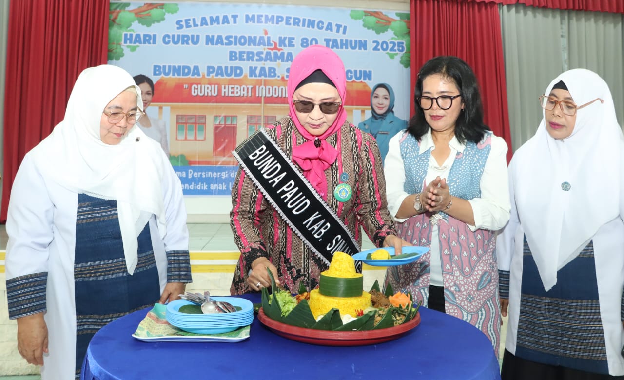 Hadiri Perayaan Hari Guru, Bunda PAUD Simalungun Ajak Bangun Generasi Sehat, Cerdas Berkarakter dan Berakhlak Mulia Hadiri Perayaan Hari Guru, Bunda PAUD Simalungun Ajak Bangun Generasi Sehat, Cerdas Berkarakter dan Berakhlak Mulia