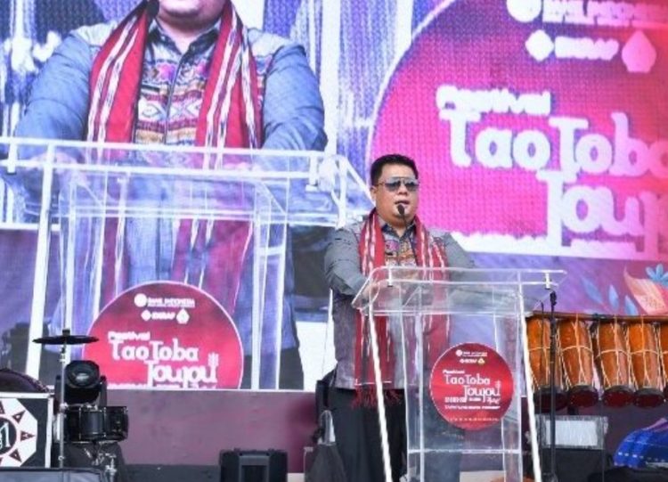 Festival Tao Toba Joujou 2025 Resmi Dibuka, Angkat Potensi UMKM dan Budaya Lokal Festival Tao Toba Joujou 2025 Resmi Dibuka, Angkat Potensi UMKM dan Budaya Lokal