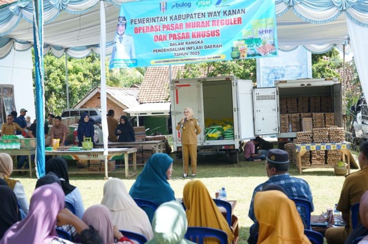 Pemkab Way Kanan Gelar Operasi Pasar Murah