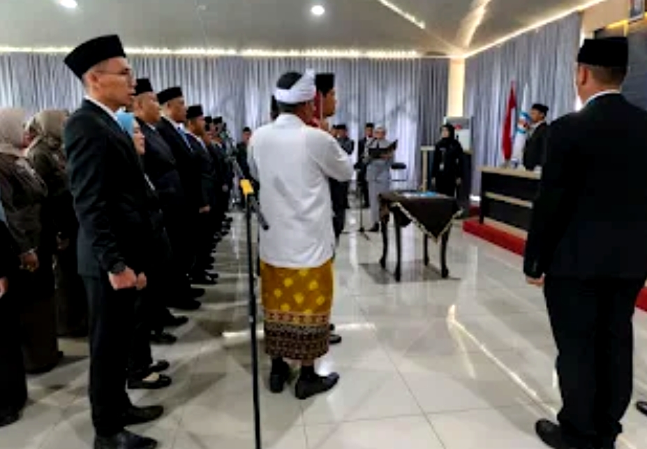 Bupati Way Kanan Lantik Pejabat Pimpinan Tinggi Pratama Dan Jabatan Fungsional