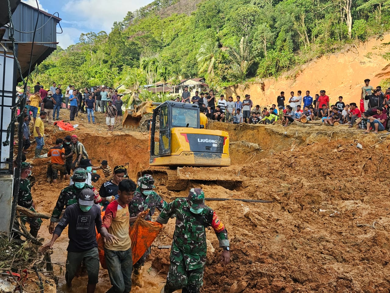 Cegah Aksi Penjarahan, Polres Sibolga Jaga Ketat Mini Market Di Kota Sibolga