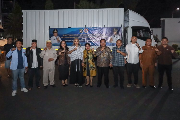 Wali Kota Pematangsiantar Wesly Silalahi dan Unsur Forkopimda Berangkatkan Bantuan Kemanusiaan dari Pemko Pematangsiantar Untuk Masyarakat Kota Sibolga dan Kabupaten Tapteng Wali Kota Pematangsiantar Wesly Silalahi dan Unsur Forkopimda Berangkatkan Bantuan Kemanusiaan dari Pemko Pematangsiantar Untuk Masyarakat Kota Sibolga dan Kabupaten Tapteng