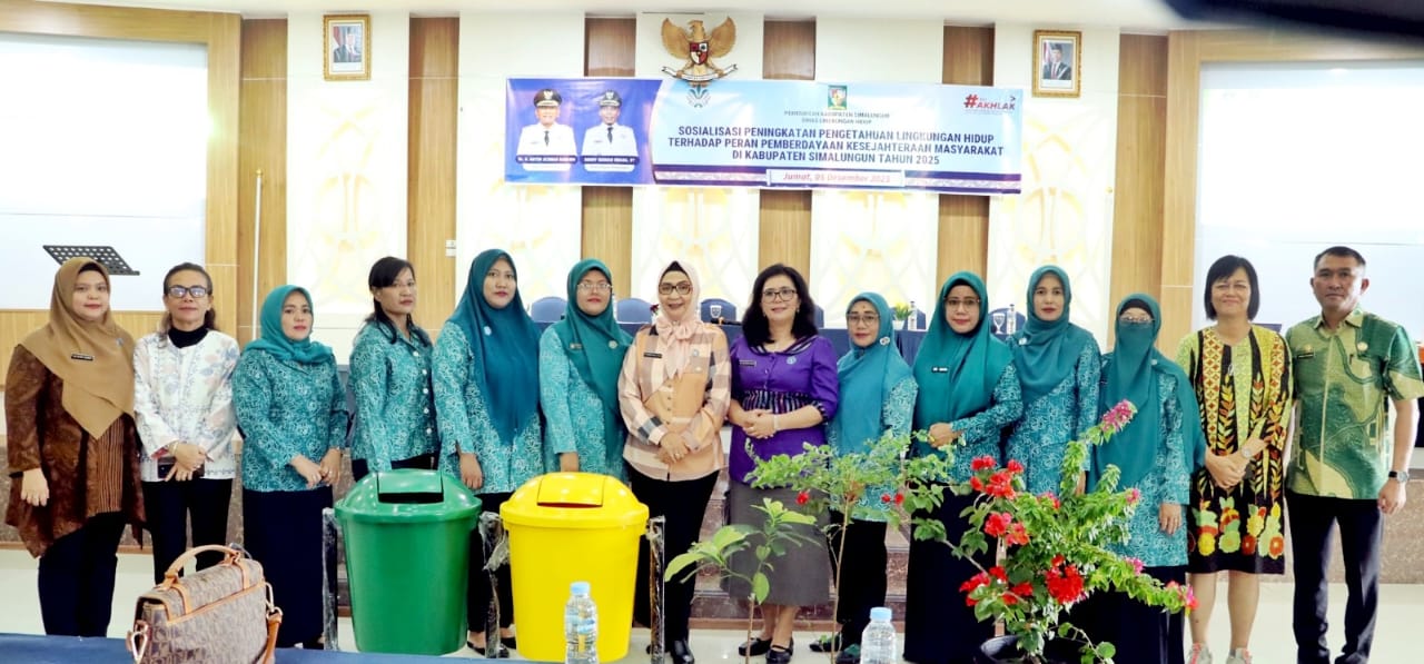 Sosialisasi Lingkungan Hidup: PKK di Simalungun Ditantang Jadi Agen Pembangunan Nagori Hijau Sosialisasi Lingkungan Hidup: PKK di Simalungun Ditantang Jadi Agen Pembangunan Nagori Hijau