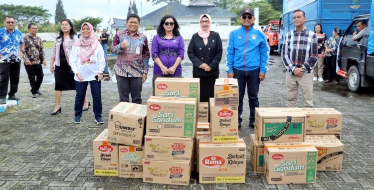 Bentuk Kepedulian Terhadap Korban Bencana, Pemkab Simalungun Salurkan Bantuan Kemanusiaan Bentuk Kepedulian Terhadap Korban Bencana, Pemkab Simalungun Salurkan Bantuan Kemanusiaan