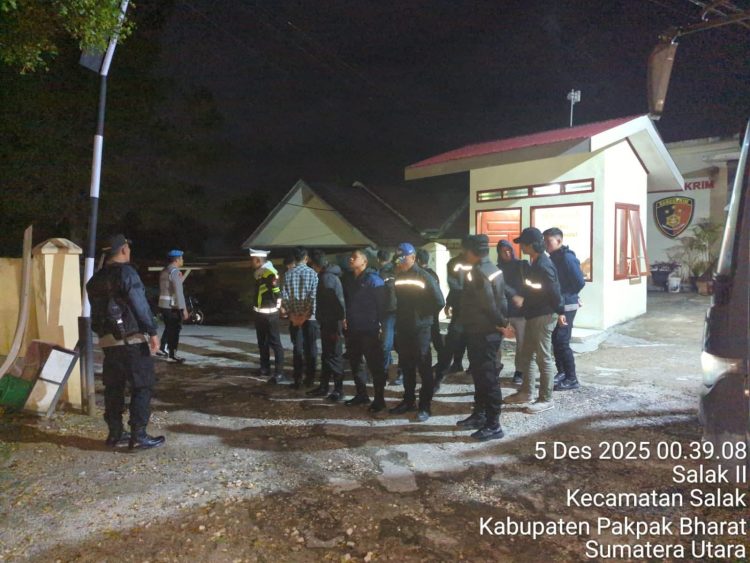 Polsek Sukaramai Lakukan Pengamanan Antrian Membeli BBM di AMPS