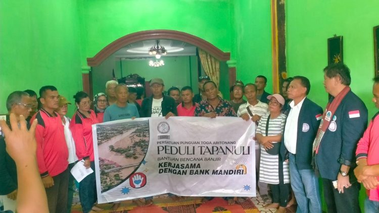 Kumpulan Marga Aritonang se-Indonesia Peduli Korban Bencana Banjir Bandang Dan Tanah Longsor Sibolga Tapanuli Tengah Kumpulan Marga Aritonang se-Indonesia Peduli Korban Bencana Banjir Bandang Dan Tanah Longsor Sibolga Tapanuli Tengah