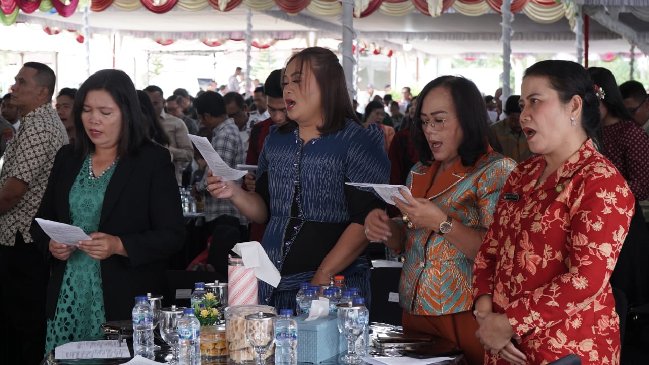 Bupati Toba Ajak Seluruh Stakeholder Kerjasama Wujudkan Kesejahteraan Bupati Toba Ajak Seluruh Stakeholder Kerjasama Wujudkan Kesejahteraan