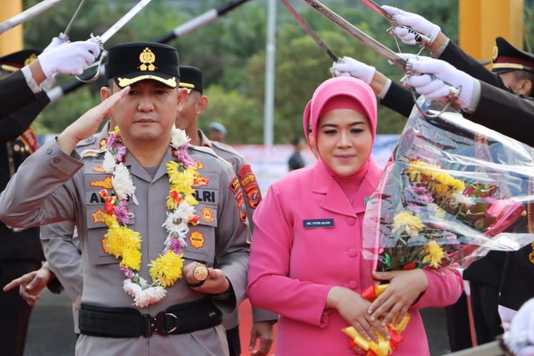 Polres Tapanuli Tengah Gelar Tradisi Pisah Sambut, AKBP Muhammad Alan Haikel Resmi Pimpin Tapteng Polres Tapanuli Tengah Gelar Tradisi Pisah Sambut, AKBP Muhammad Alan Haikel Resmi Pimpin Tapteng