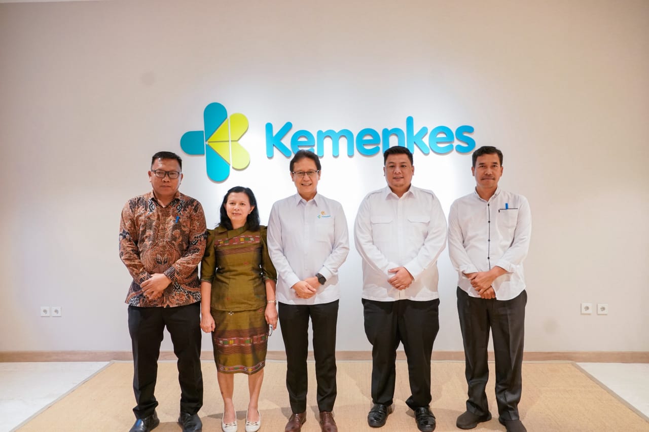 Bupati Samosir Temui Menkes Untuk Peningkatan Pelayanan Kesehatan Bupati Samosir Temui Menkes Untuk Peningkatan Pelayanan Kesehatan