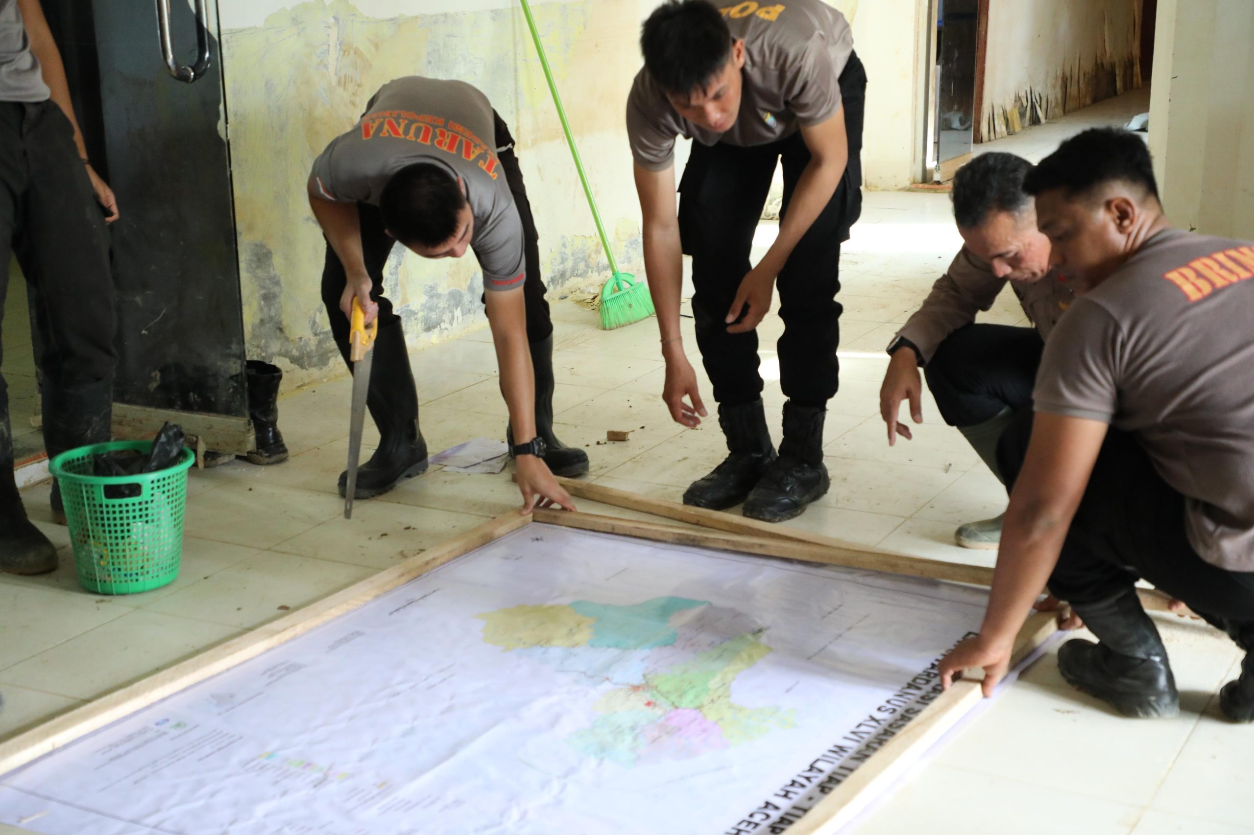 Taruna Akpol Bersihkan Dispora Aceh Tamiang, Siapkan Posko Satlat Kijang Jelang Pembukaan Latsitardanus 2026