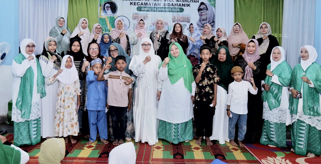 Hadiri Pengajian Akbar Muslimat Al Washliyah Manik Maraja, Ketua TP PKK Kabupaten Simalungun: Teruslah Menjadi Mitra Pemerintah Dalam Membina Umat