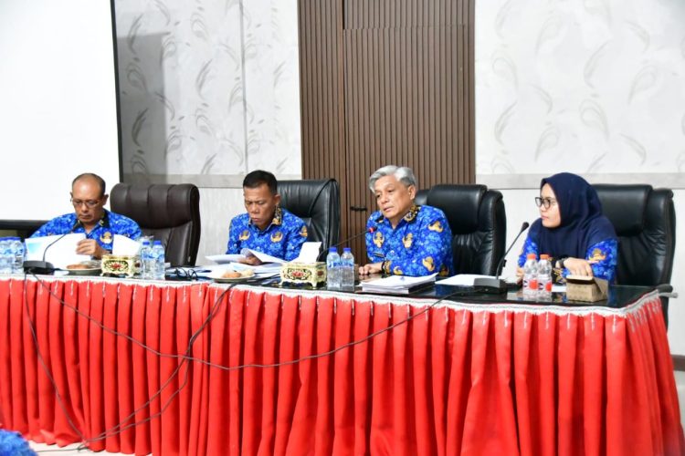 Bupati Tapteng Pimpin Rapat Luar Biasa Perumda Mual Nauli Tapteng Bupati Tapteng Pimpin Rapat Luar Biasa Perumda Mual Nauli Tapteng