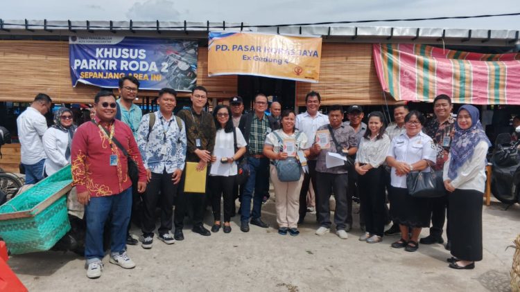 Polsek Siantar Barat Dampingi PD PHJ Sosialisasi Cara Pembayaran Distribusi Melalui QRIS Polsek Siantar Barat Dampingi PD PHJ Sosialisasi Cara Pembayaran Distribusi Melalui QRIS