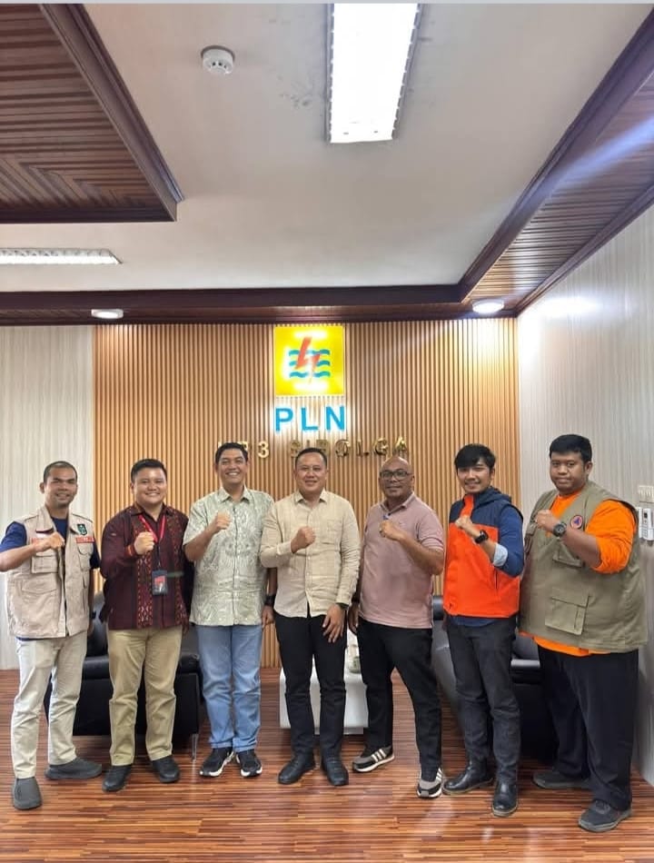 Sekda Kota Sibolga Koordinasikan Dukungan Listrik dan Internet untuk Huntap Parombunan