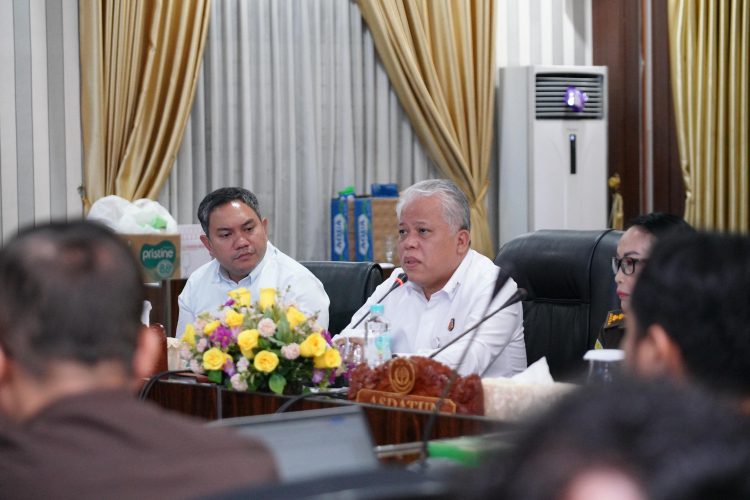 Bupati Pakpak Bharat Hadiri Rapat Koordinasi Tentang Pembebasan Lahan Pembangunan Pembangkit Listrik Tenaga Air