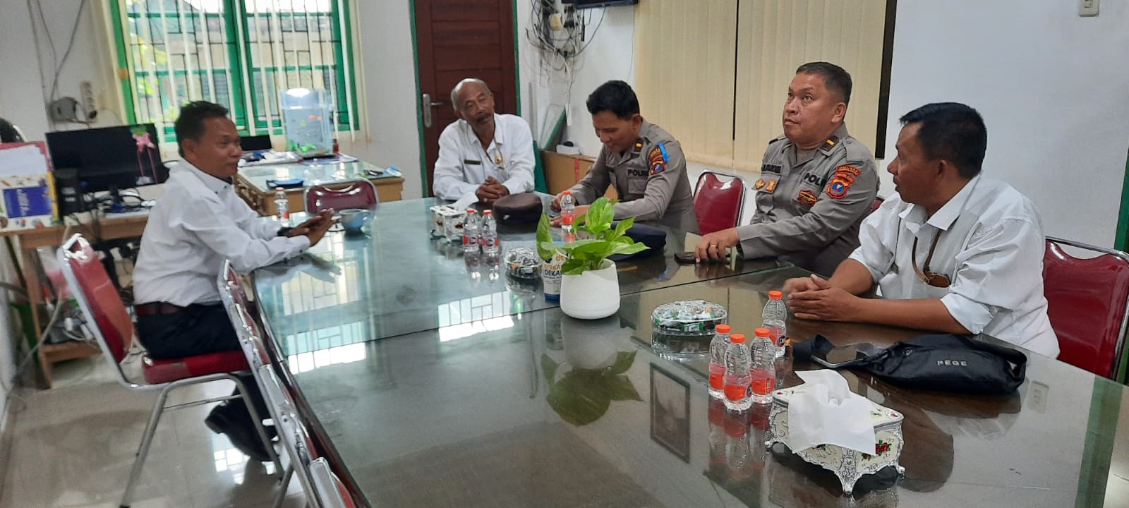 Sat Binmas Polres Pematangsiantar Sambang Kamtibmas dan Silaturahmi di Kantor Cabdisdik Provsu Wilayah VI