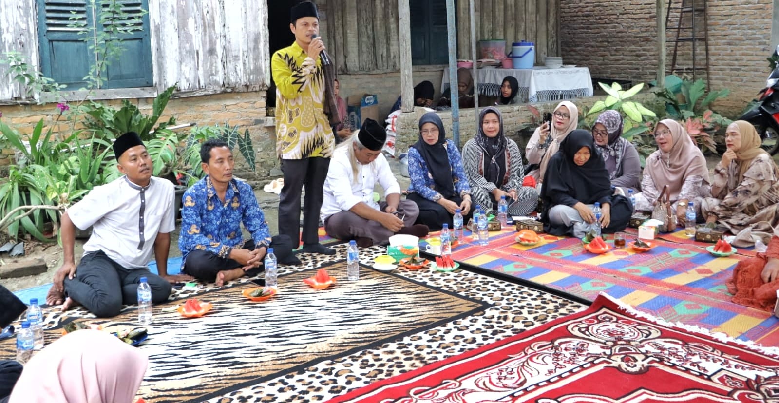 TP PKK Kabupaten Simalungun Apresiasi Majelis Taklim Al-Ikhlas Nagori Padang Mainu TP PKK Kabupaten Simalungun Apresiasi Majelis Taklim Al-Ikhlas Nagori Padang Mainu