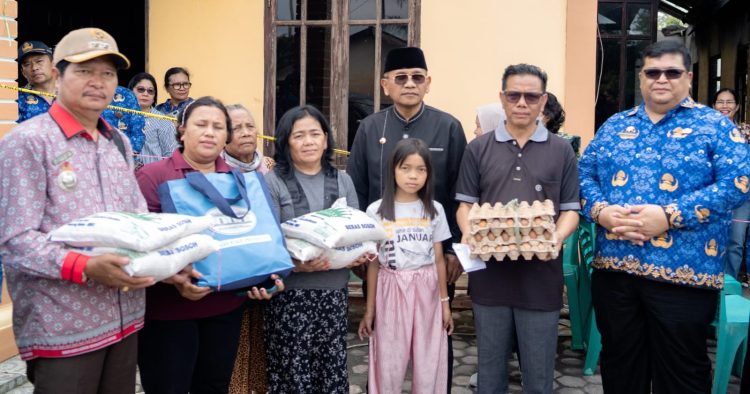 Bupati Simalungun Tinjau Lokasi Kebakaran di Nagori Ujung Bondar, Kecamatan Dolok Panribuan