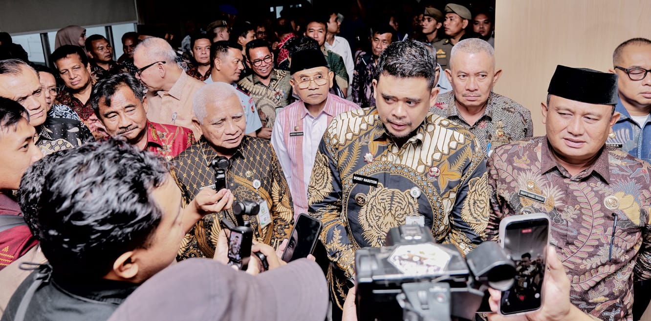 Bupati Simalungun Hadiri HML TPID Sumut, Jaga Kesinambungan Distribusi Pangan Jelang Ramadhan dan Idul Fitri 1447 H Bupati Simalungun Hadiri HML TPID Sumut, Jaga Kesinambungan Distribusi Pangan Jelang Ramadhan dan Idul Fitri 1447 H