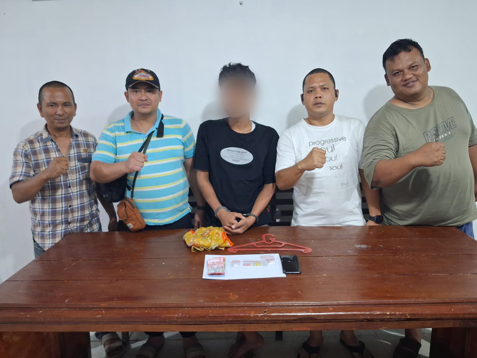 Bandar Narkoba Pantek Tak Berkutik Diringkus Polsek Perdagangan, 6 Gram Sabu Disita Bandar Narkoba Pantek Tak Berkutik Diringkus Polsek Perdagangan, 6 Gram Sabu Disita
