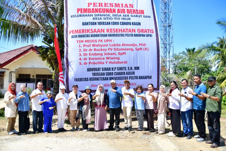 Sekdakab Tapteng Resmikan Pembangunan Air Bersih Yayasan Edro Cahaya Kasih