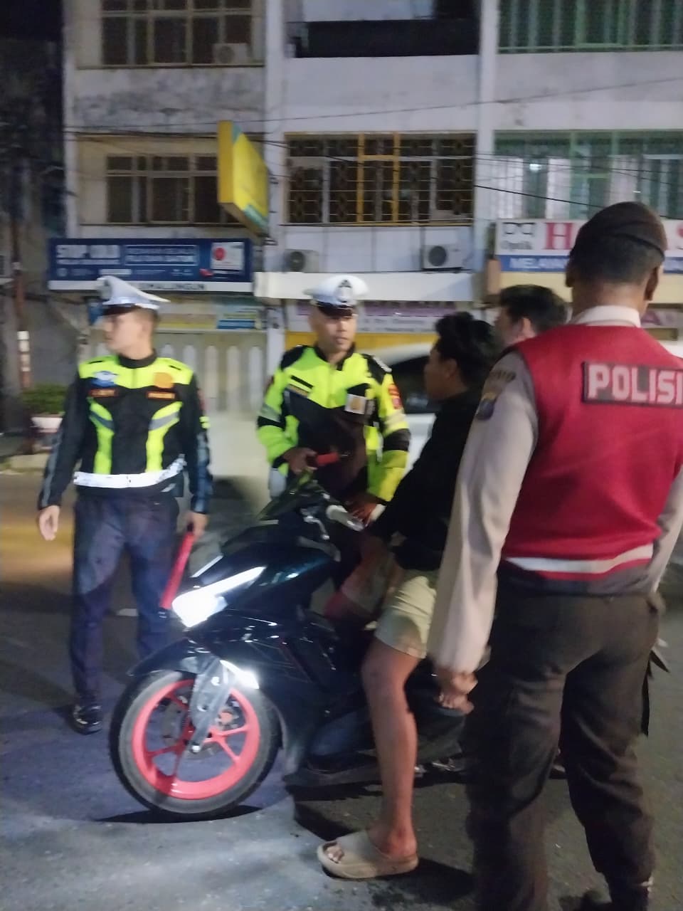Antisipasi Balap Liar dan Knalpot Brong, Polres Pematangsiantar Laksanakan KRYD