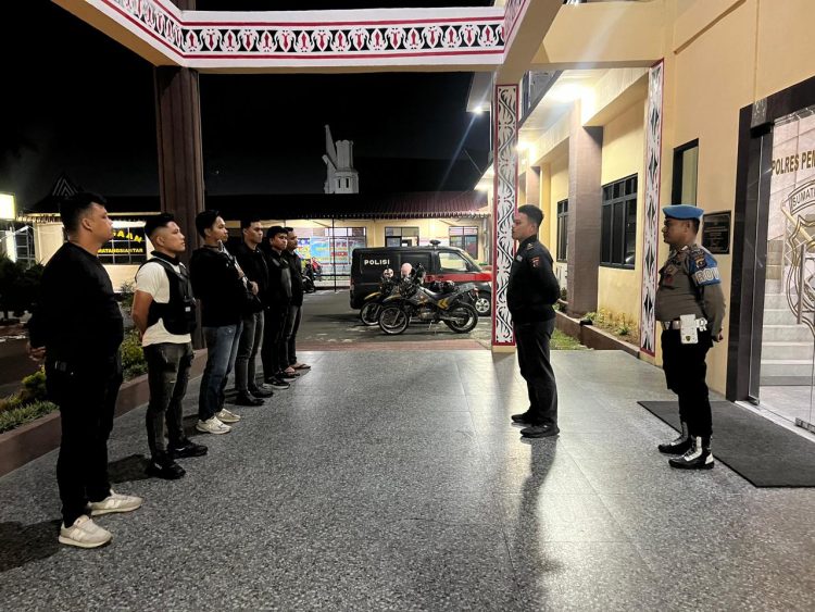 Cegah Balap Liar, Timsus Dayok Mirah Polres Pematangsiantar Amankan Empat Sepeda Motor Knalpot Brong Cegah Balap Liar, Timsus Dayok Mirah Polres Pematangsiantar Amankan Empat Sepeda Motor Knalpot Brong