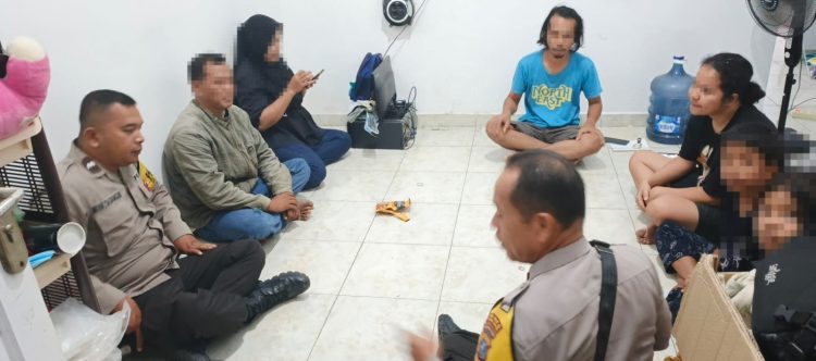 Polsek Siantar Martoba Respon Cepat Cek Adanya Laporan Keributan di Kelurahan Tambun Nabolon Polsek Siantar Martoba Respon Cepat Cek Adanya Laporan Keributan di Kelurahan Tambun Nabolon