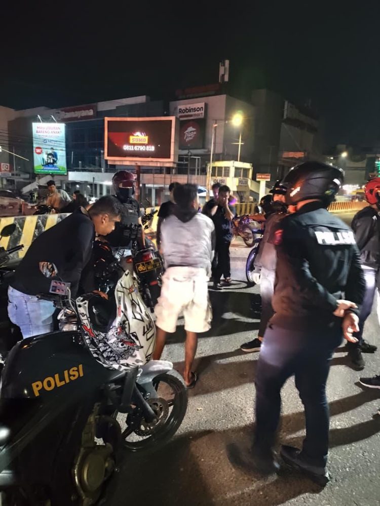 Timsus Dayok Mirah Polres Pematangsiantar Amankan Lima Sepeda Motor Knalpot Brong
