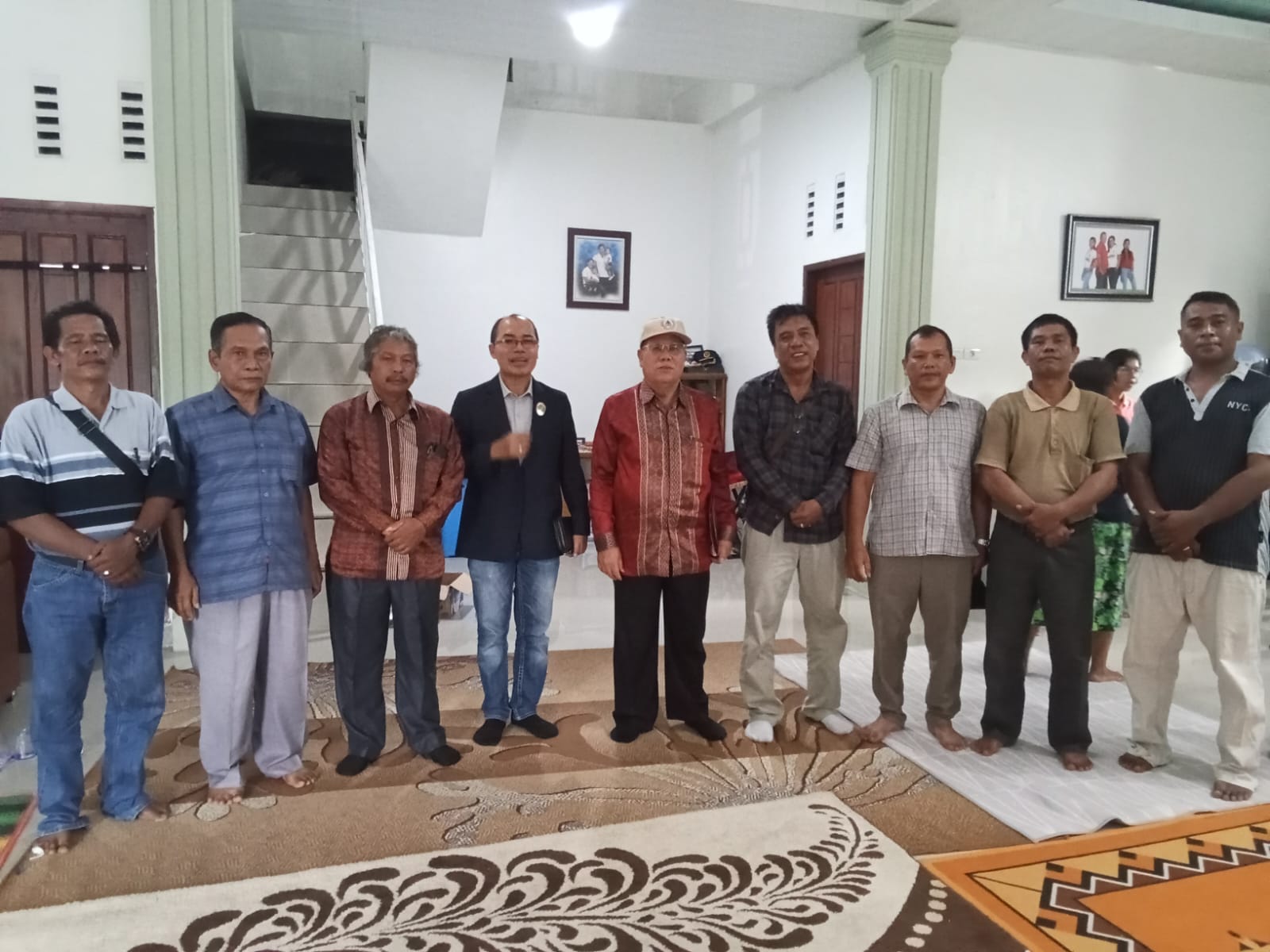 DPP Parsadaan Raja Lumban Gaol Dohot Boru Bere Se-Indonesia Salurkan Bantuan Korban Bencana Banjir Bandang Dan Tanah Longsor Di Sibolga-Tapteng