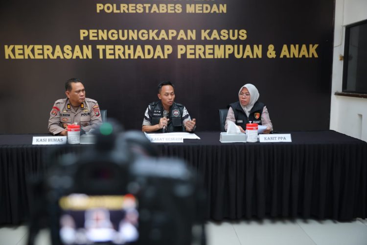 Polrestabes Medan Tetapkan Pimpinan Ponpes di Sunggal Tersangka Dugaan Pencabulan dan Persetubuhan Polrestabes Medan Tetapkan Pimpinan Ponpes di Sunggal Tersangka Dugaan Pencabulan dan Persetubuhan