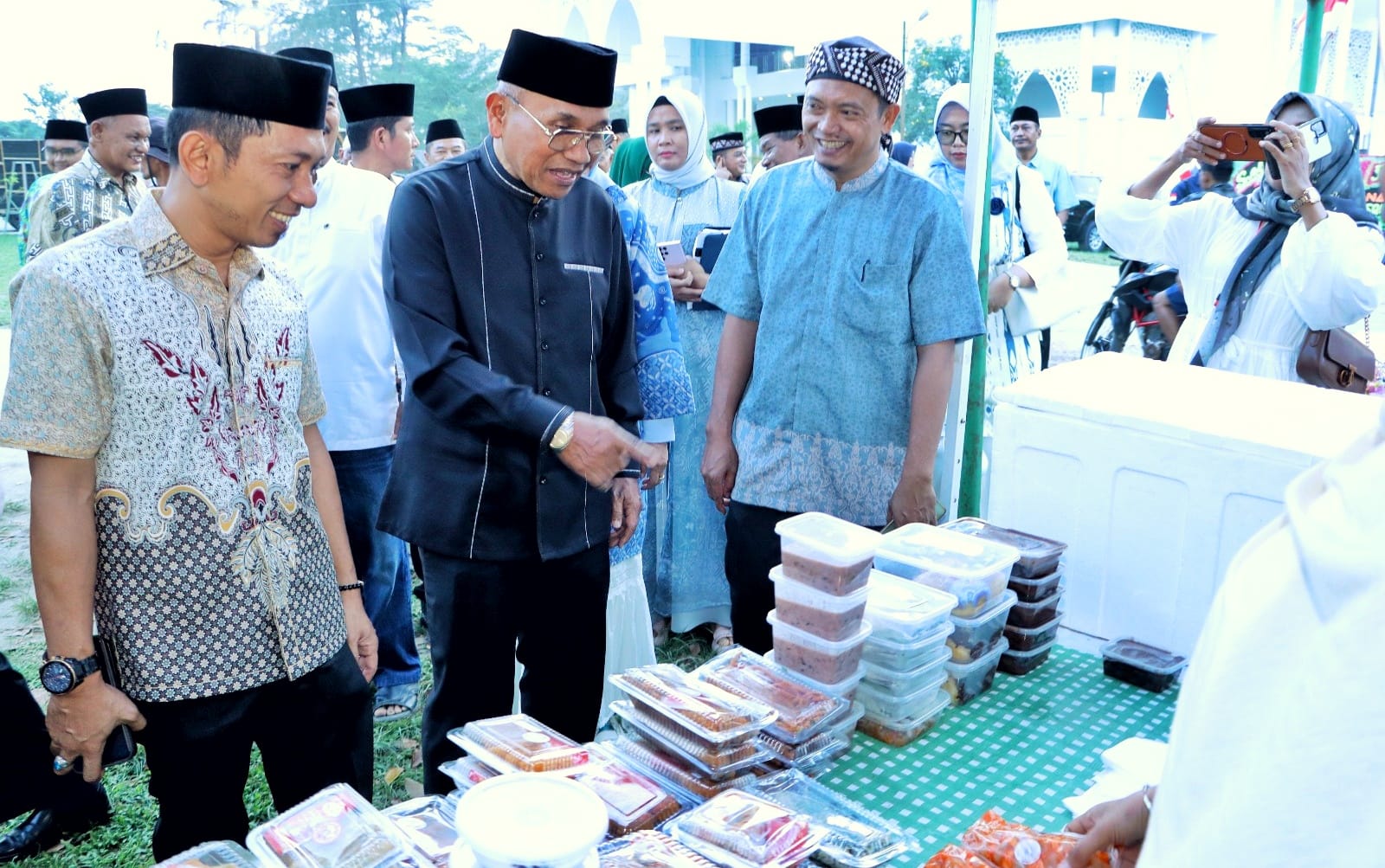 Resmikan Kampung Ramadhan Sampantao Squere 1447 H, Bupati Simalungun: Simbol Kebersamaan dan Semangat Gotong royong Resmikan Kampung Ramadhan Sampantao Squere 1447 H, Bupati Simalungun: Simbol Kebersamaan dan Semangat Gotong royong