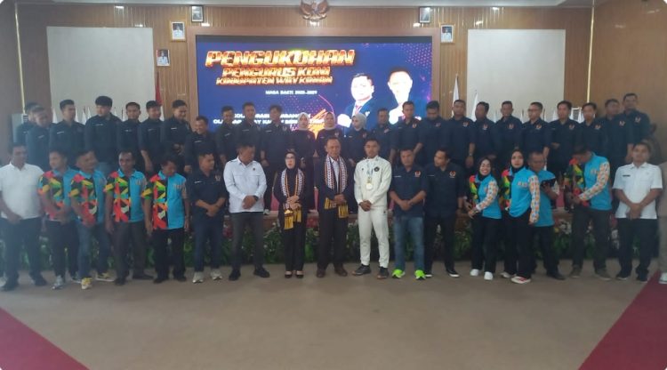 Resmi Dilantik, Pengurus KONI Way Kanan Diminta Kolaborasi Cari Bibit Atlet Unggul ke Pelosok Desa