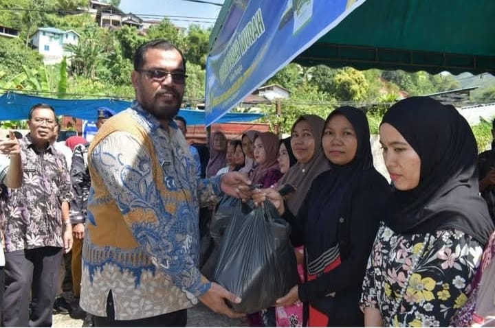 Wakil Wali Kota Sibolga Tinjau Operasi Pasar Murah, Upaya Kendalikan Harga Jelang Idul Fitri 1447 H