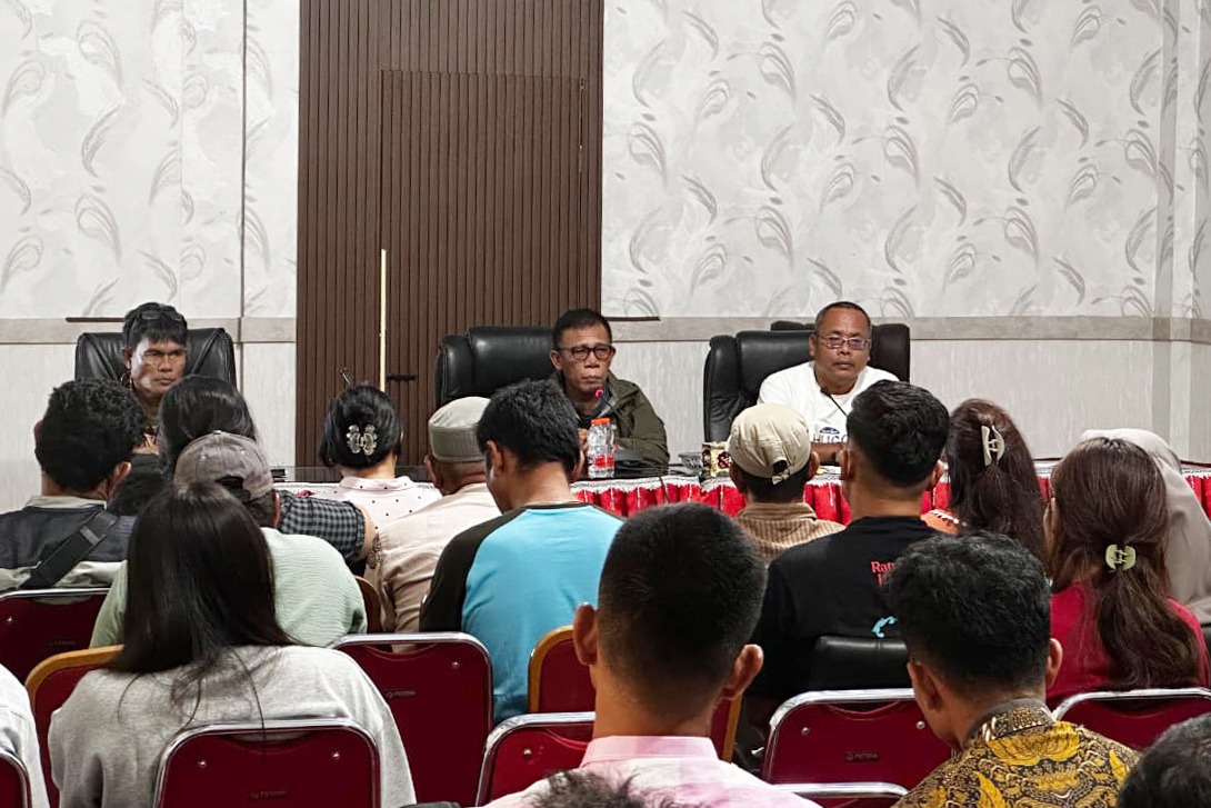 Bupati Tapteng Tekankan Keseriusan Pendataan Masyarakat Sebagai Tanggung Jawab Moral