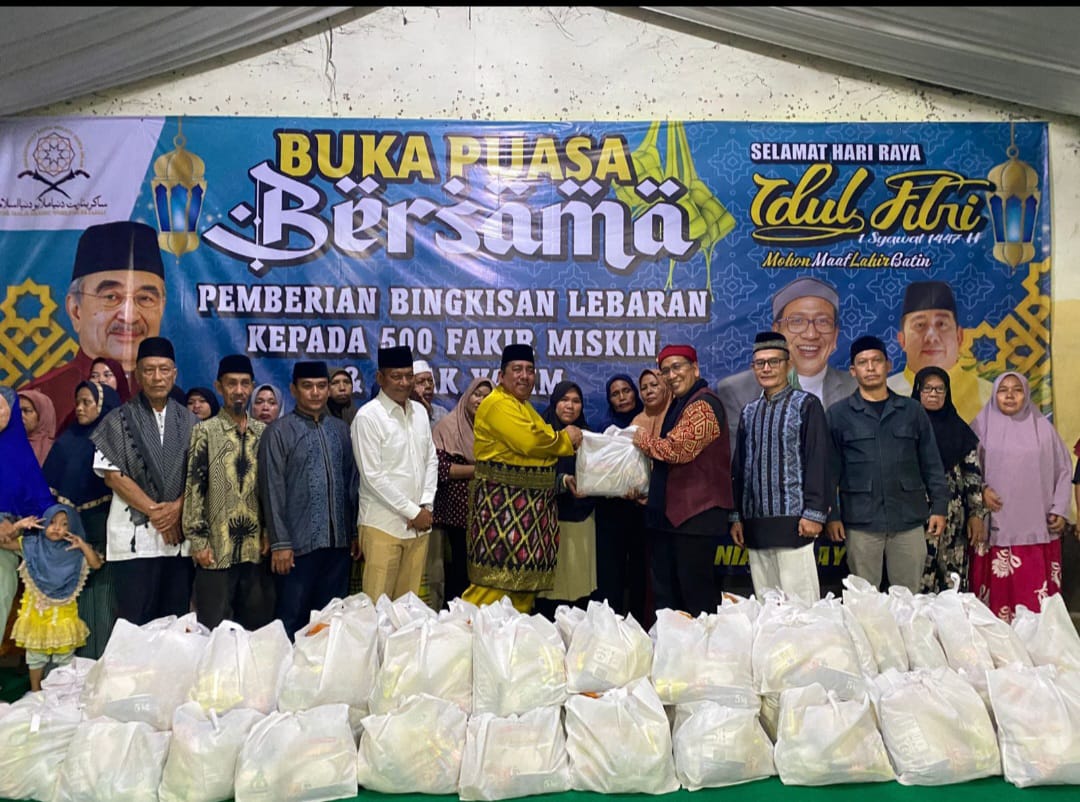 DMDI Indonesia Berikan 500 Bingkisan Idul Fitri dari Artha Graha Peduli dan Presiden DMDI untuk Anak Yatim dan Fakir Miskin DMDI Indonesia Berikan 500 Bingkisan Idul Fitri dari Artha Graha Peduli dan Presiden DMDI untuk Anak Yatim dan Fakir Miskin