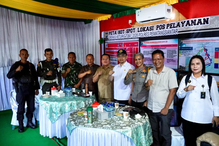 Wali Kota Pematangsiantar, Anggota Kompolnas dan Kapolres Mengikuti Vidcon Anev Sitkamtibmas Terkini dan Monitoring Pelayanan Perayaan Idul Fitri 1447 H Wali Kota Pematangsiantar, Anggota Kompolnas dan Kapolres Mengikuti Vidcon Anev Sitkamtibmas Terkini dan Monitoring Pelayanan Perayaan Idul Fitri 1447 H