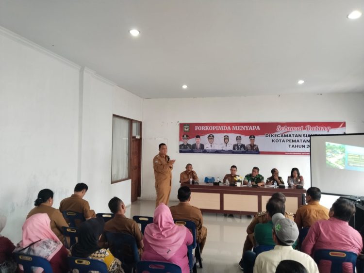 Kapolsek Siantar Utara Hadiri Forkopimda Menyapa di Kantor Kecamatan Siantar Utara