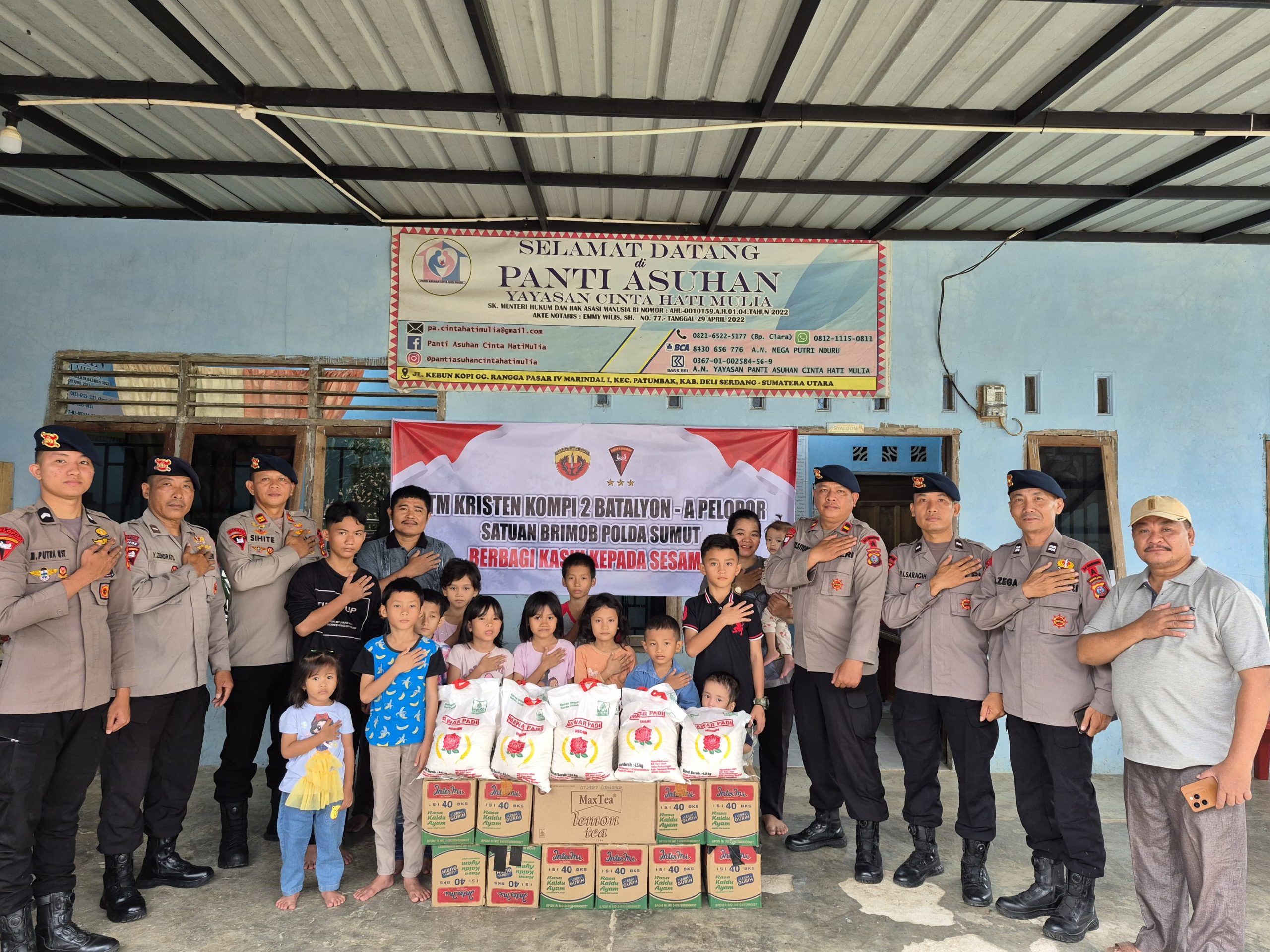 Kebersamaan yang Menguatkan, Brimob Sumut Berbagi dengan Anak Panti Asuhan Kebersamaan yang Menguatkan, Brimob Sumut Berbagi dengan Anak Panti Asuhan