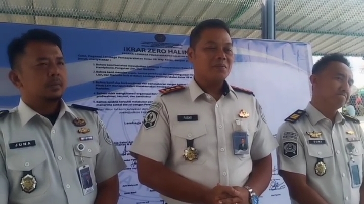 Lapas Kelas IIB Way Kanan Gelar Ikrar Zero Halinar Dan Upacara Penyematan Tanda Kenaikan Pangkat
