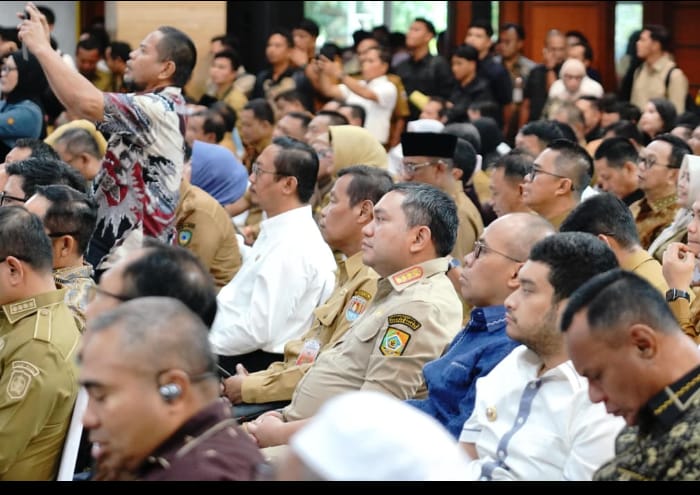 Bupati Pakpak Bharat Franc Bernhard Tumanggor Menghadiri Rakornas yang Diselenggarakan Kementerian Pertanian Bupati Pakpak Bharat Franc Bernhard Tumanggor Menghadiri Rakornas yang Diselenggarakan Kementerian Pertanian