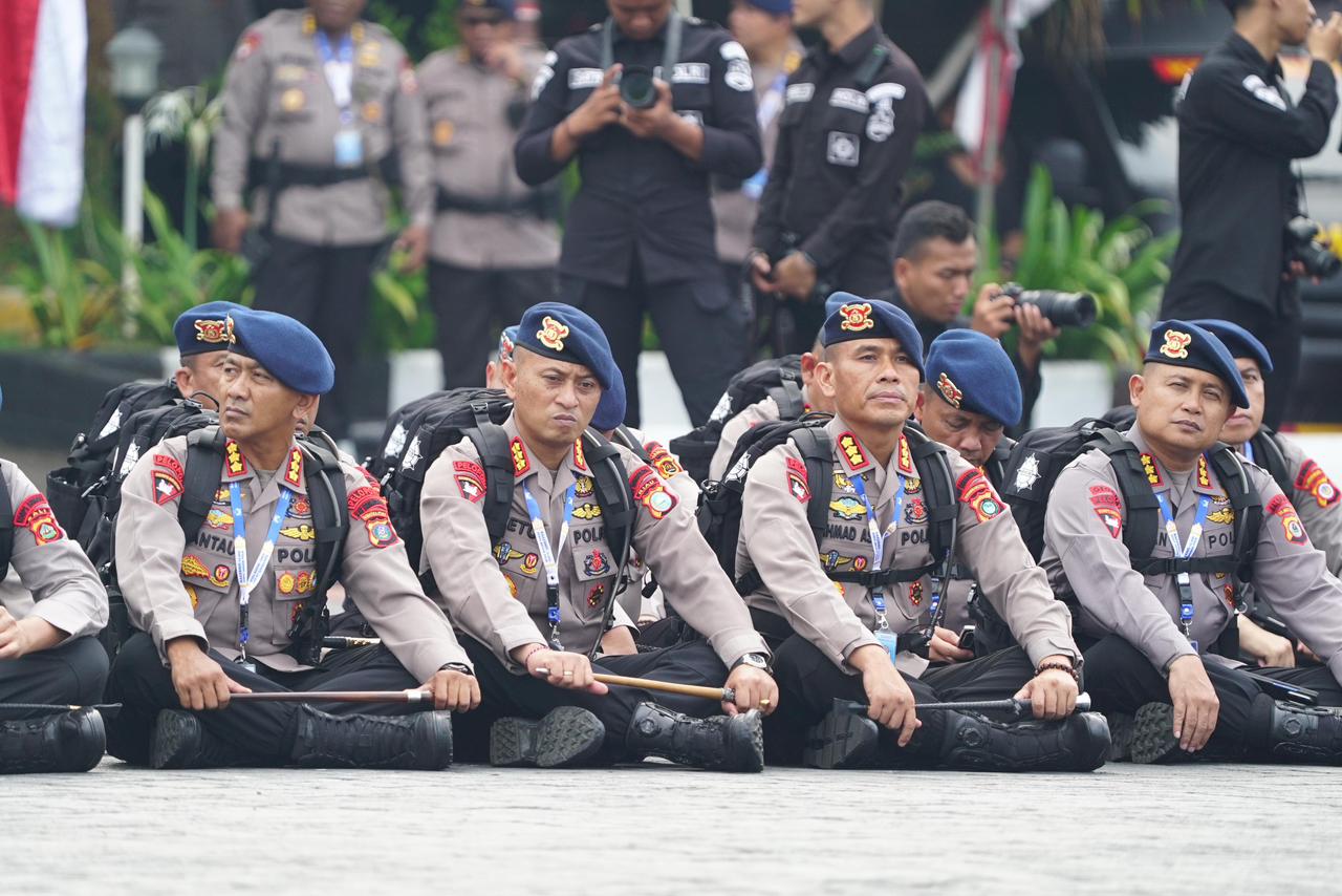 Kapolri Pimpin Apel dan Buka Rakernis Korps Brimob Polri Tahun 2026 Kapolri Pimpin Apel dan Buka Rakernis Korps Brimob Polri Tahun 2026