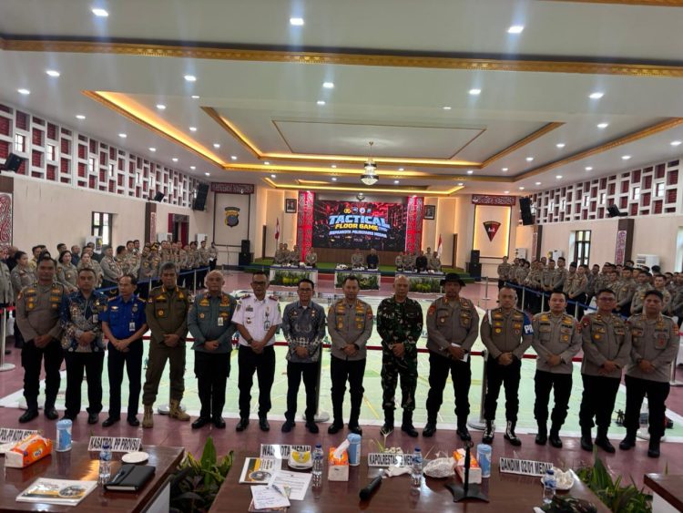 Tingkatkan kesiapsiagaan Sispamkota, Satuan Brimob Polda Sumut Gelar Tactikal Floor Game (TFG) kontinjensi Kamsel Tibcarlantas di Wilayah Hukum Polrestabes Medan