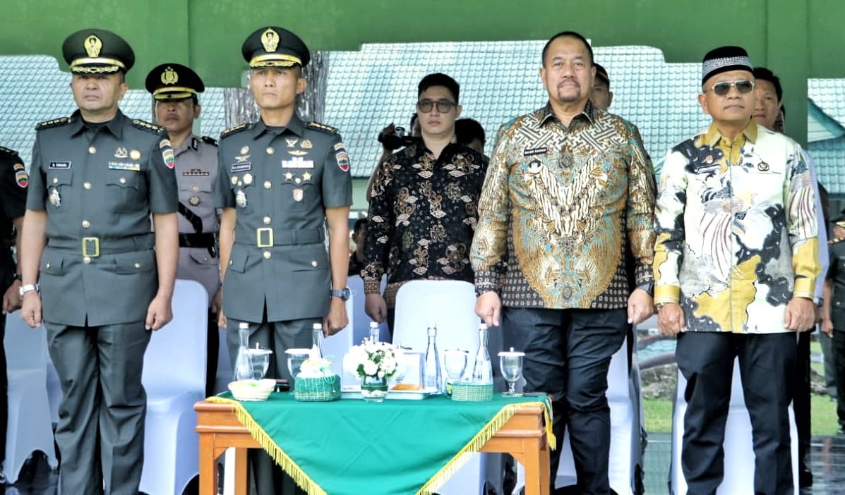 Bupati Simalungun Bersama Forkopimda Hadiri Penutupan Dikmaba Inf. AD Gel. I TA 2026
