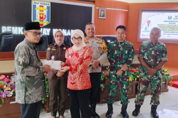 Bupati Way Kanan Ayu Asalasiyah Buka Pembayaran Zakat Bersama BAZNAS