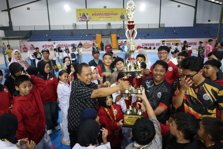 Dojo Dinas Pariwisata Juara I Umum Kejuaraan Karate Tako Indonesia Piala Ketua DPRD Siantar 2026 Dojo Dinas Pariwisata Juara I Umum Kejuaraan Karate Tako Indonesia Piala Ketua DPRD Siantar 2026