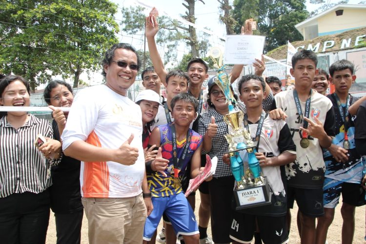 Brand Toba Tilapia Gelar Toba Cup, Perkuat Pembinaan Generasi Muda Lewat Olahraga dan Edukasi Anti Narkoba Brand Toba Tilapia Gelar Toba Cup, Perkuat Pembinaan Generasi Muda Lewat Olahraga dan Edukasi Anti Narkoba